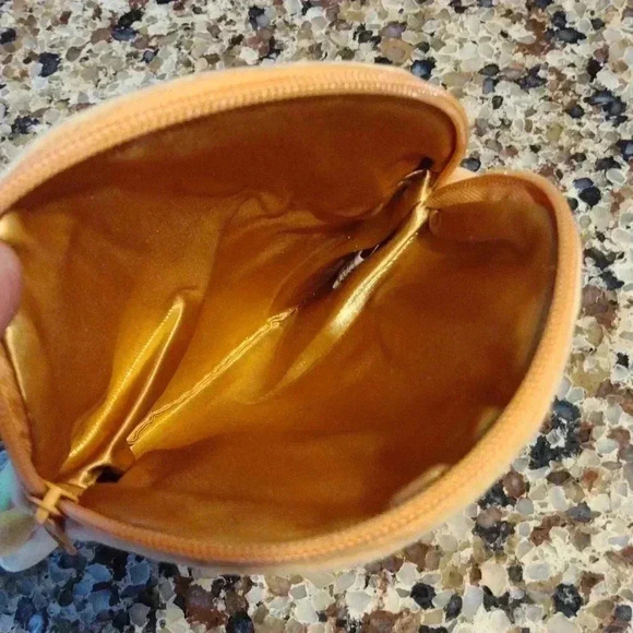 Squishmallow Carl the Burger Zip Up Pouch - Picture 7 of 9